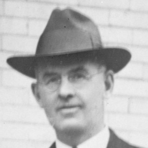 Maynard Owen Williams - Image