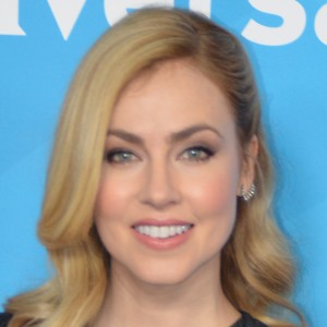 Amanda Schull - Image