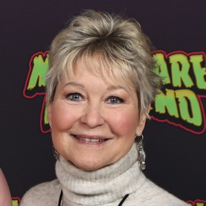 Dee Wallace - Image