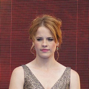 Katie Leclerc - Image