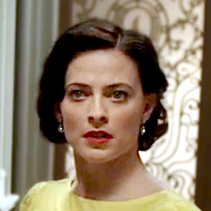 Lara Pulver - Image