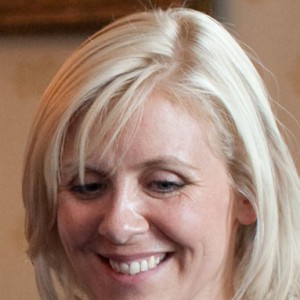 Lucy Hawking - Image