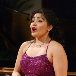 Ailyn Perez - Image