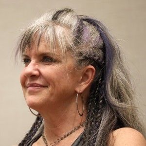 Jennifer Hale - Image