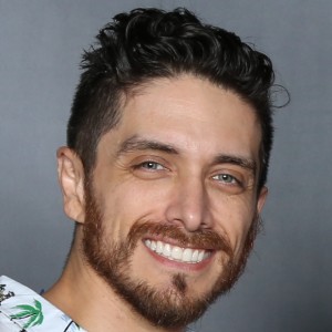 Josh Keaton - Image