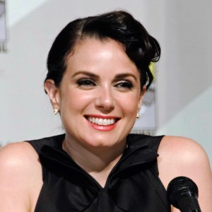 Mia Kirshner - Image