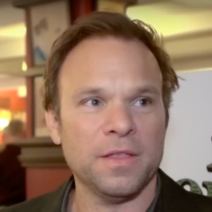 Norbert Leo Butz - Image