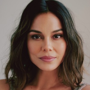 Nathalie Kelley - Image