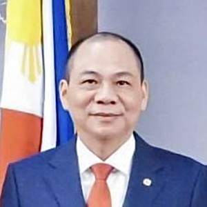 Pham Nhat Vuong - Image