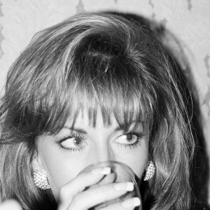 Paula Jones - Image