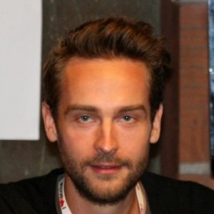 Tom Mison - Image